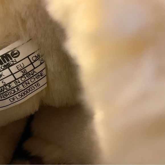 Lamo Tan Ankle Boots - Picture 10 of 11